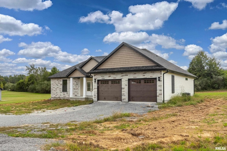7140 Reeder Road, Marion, Illinois 62959, 4 Bedrooms Bedrooms, 0 ,2 BathroomsBathrooms,Residential,For Sale,Reeder,0,RMAQC4268349