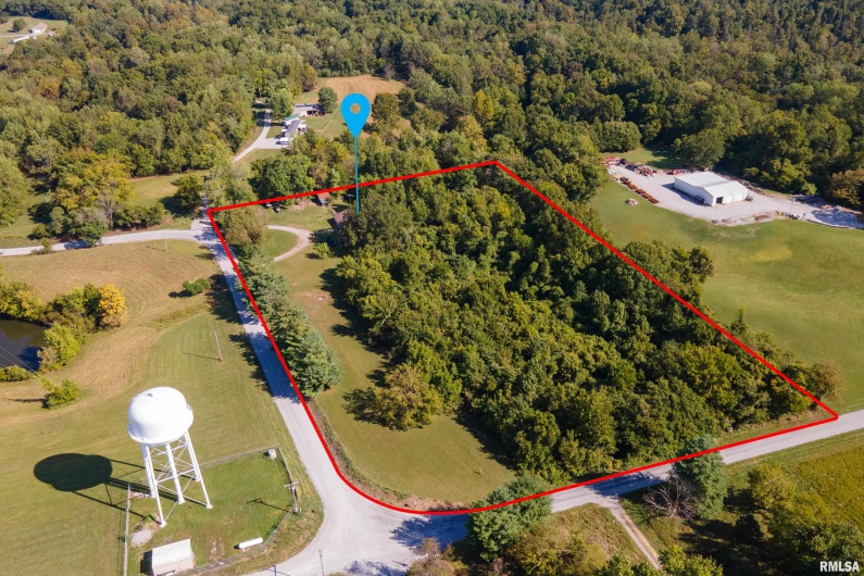 8384 HICKORY RIDGE Road, Murphysboro, Illinois 62966, 4 Bedrooms Bedrooms, 0 ,1 BathroomBathrooms,Residential,For Sale,HICKORY RIDGE,0,RMAEB460118