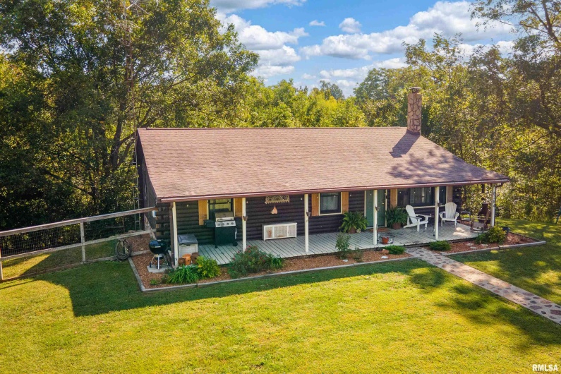 8384 HICKORY RIDGE Road, Murphysboro, Illinois 62966, 4 Bedrooms Bedrooms, 0 ,2 BathroomsBathrooms,Residential,For Sale,HICKORY RIDGE,0,RMAEB460118