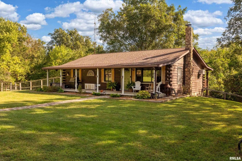 8384 HICKORY RIDGE Road, Murphysboro, Illinois 62966, 4 Bedrooms Bedrooms, 0 ,1 BathroomBathrooms,Residential,For Sale,HICKORY RIDGE,0,RMAEB460118