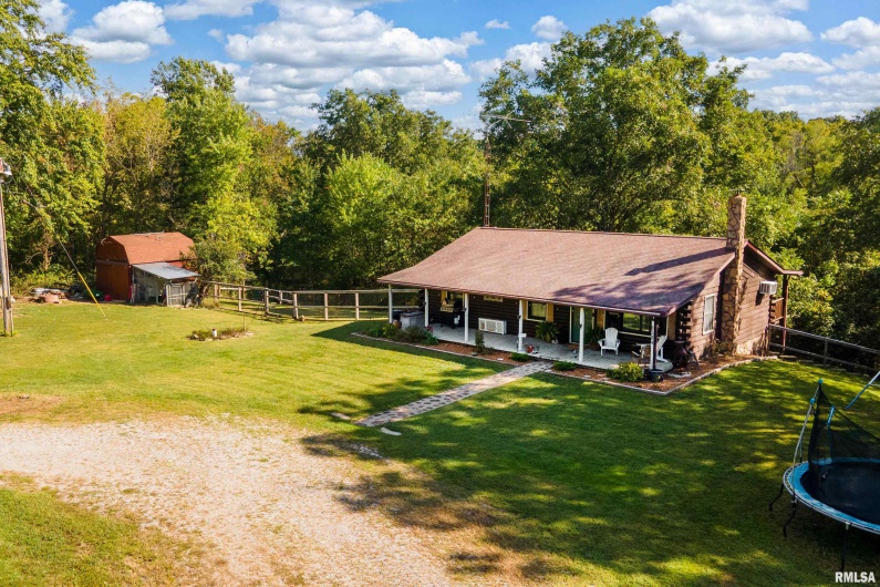 8384 HICKORY RIDGE Road, Murphysboro, Illinois 62966, 4 Bedrooms Bedrooms, 0 ,1 BathroomBathrooms,Residential,For Sale,HICKORY RIDGE,0,RMAEB460118