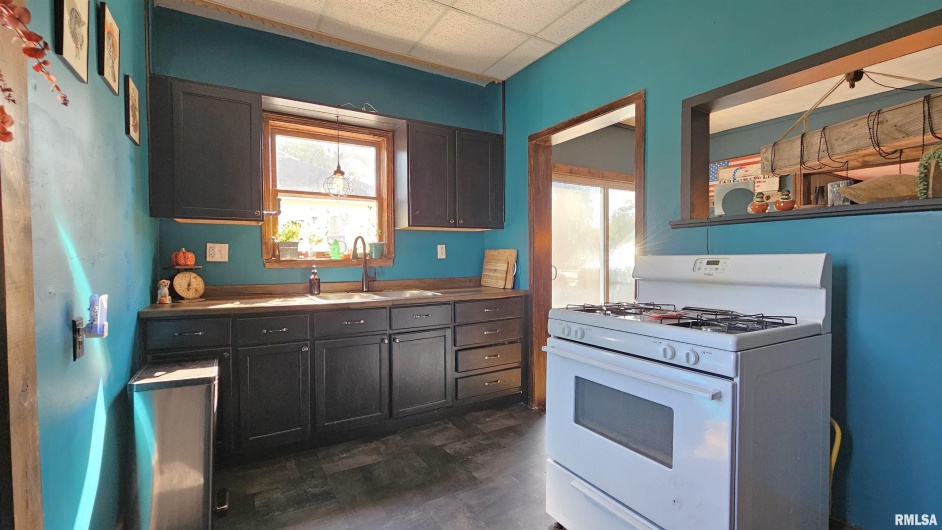 1316 PARK Avenue, Herrin, Illinois 62948, 2 Bedrooms Bedrooms, 0 ,1 BathroomBathrooms,Residential,For Sale,PARK,0,RMAEB460122
