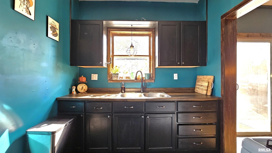 1316 PARK Avenue, Herrin, Illinois 62948, 2 Bedrooms Bedrooms, 0 ,1 BathroomBathrooms,Residential,For Sale,PARK,0,RMAEB460122