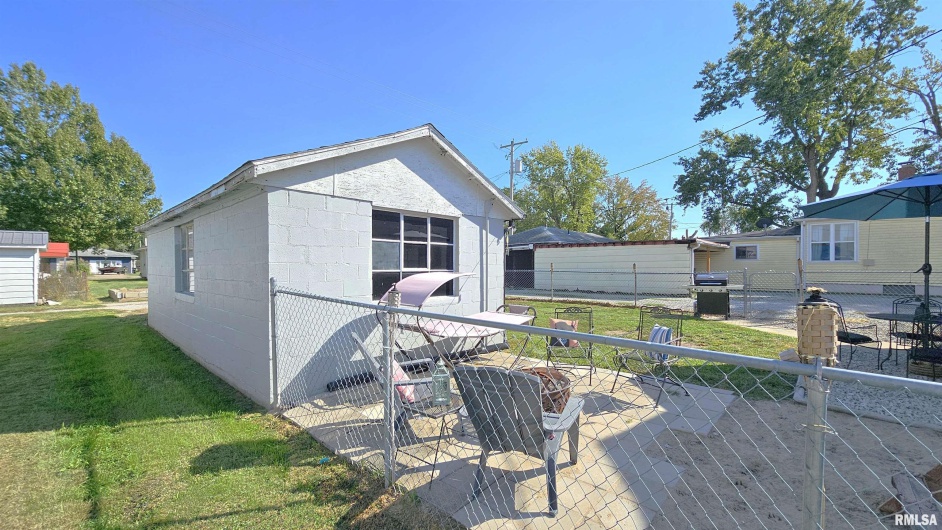 1316 PARK Avenue, Herrin, Illinois 62948, 2 Bedrooms Bedrooms, 0 ,1 BathroomBathrooms,Residential,For Sale,PARK,0,RMAEB460122