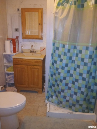 420 27TH Street, Herrin, Illinois 62948, 3 Bedrooms Bedrooms, 0 ,2 BathroomsBathrooms,Residential,For Sale,27TH,0,RMAQC4268389