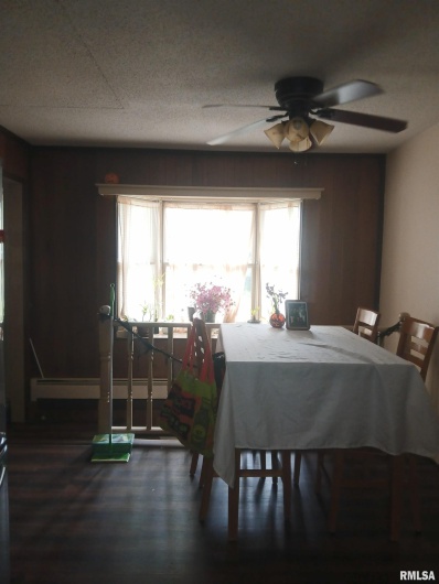 420 27TH Street, Herrin, Illinois 62948, 3 Bedrooms Bedrooms, 0 ,2 BathroomsBathrooms,Residential,For Sale,27TH,0,RMAQC4268389