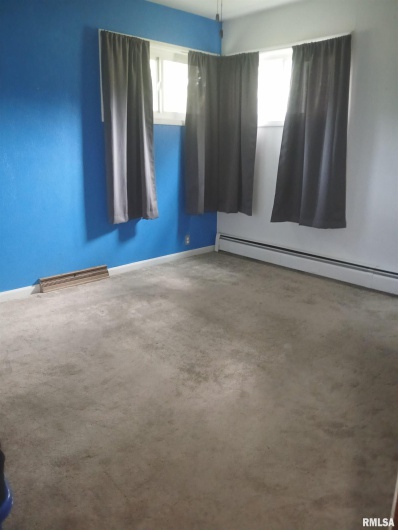 420 27TH Street, Herrin, Illinois 62948, 3 Bedrooms Bedrooms, 0 ,2 BathroomsBathrooms,Residential,For Sale,27TH,0,RMAQC4268389
