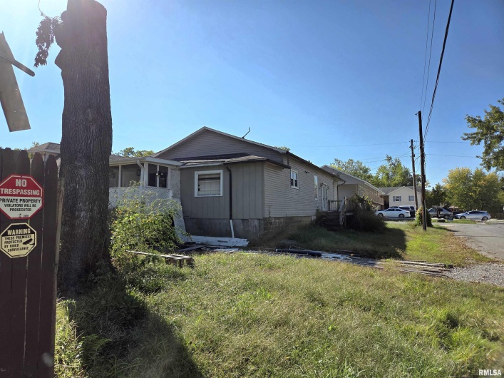 500 19TH Street, Herrin, Illinois 62948, 4 Bedrooms Bedrooms, 0 ,1 BathroomBathrooms,Residential,For Sale,19TH,0,RMAEB460125