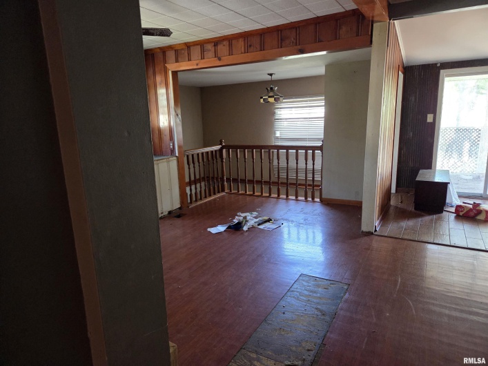 500 19TH Street, Herrin, Illinois 62948, 4 Bedrooms Bedrooms, 0 ,1 BathroomBathrooms,Residential,For Sale,19TH,0,RMAEB460125