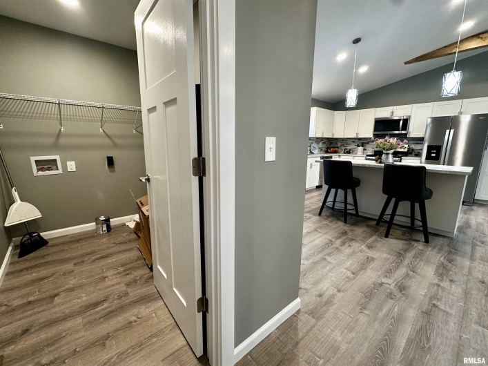 575 5TH Street, Omaha, Illinois 62930, 3 Bedrooms Bedrooms, 0 ,2 BathroomsBathrooms,Residential,For Sale,5TH,0,RMAQC4268460