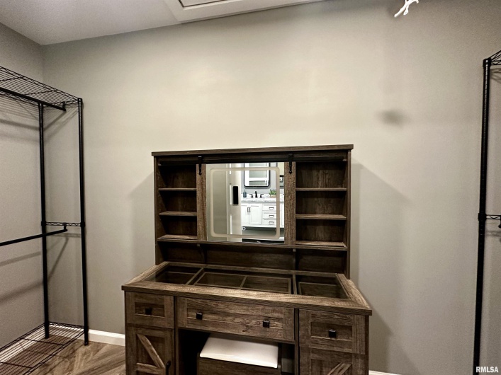 575 5TH Street, Omaha, Illinois 62930, 3 Bedrooms Bedrooms, 0 ,2 BathroomsBathrooms,Residential,For Sale,5TH,0,RMAQC4268460
