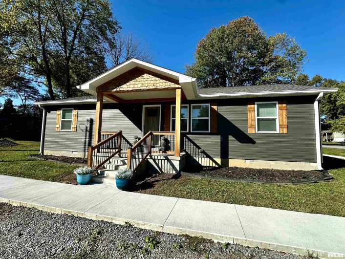 575 5TH Street, Omaha, Illinois 62930, 3 Bedrooms Bedrooms, 0 ,2 BathroomsBathrooms,Residential,For Sale,5TH,0,RMAQC4268460