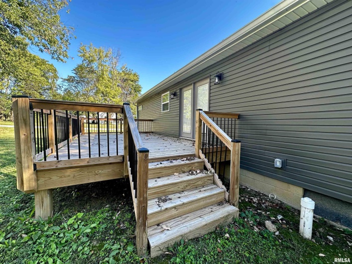 575 5TH Street, Omaha, Illinois 62930, 3 Bedrooms Bedrooms, 0 ,2 BathroomsBathrooms,Residential,For Sale,5TH,0,RMAQC4268460