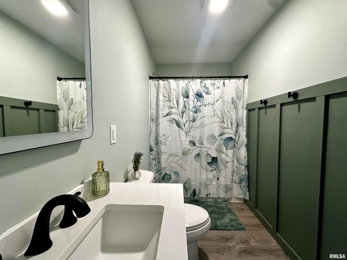 575 5TH Street, Omaha, Illinois 62930, 3 Bedrooms Bedrooms, 0 ,2 BathroomsBathrooms,Residential,For Sale,5TH,0,RMAQC4268460