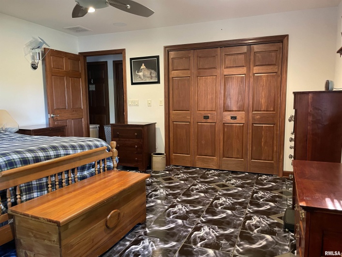 2479 NEW ERA Road, Carbondale, Illinois 62901, 5 Bedrooms Bedrooms, 0 ,5 BathroomsBathrooms,Residential,For Sale,NEW ERA,0,RMAEB460146