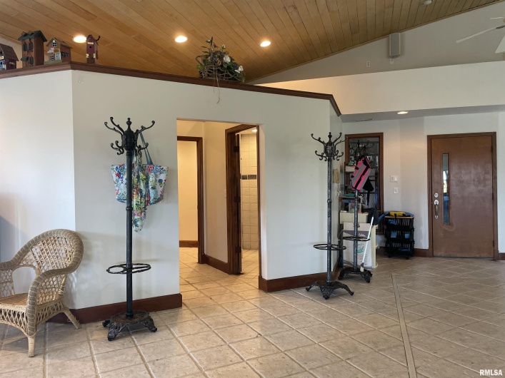 2479 NEW ERA Road, Carbondale, Illinois 62901, 5 Bedrooms Bedrooms, 0 ,5 BathroomsBathrooms,Residential,For Sale,NEW ERA,0,RMAEB460146