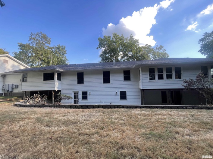 2479 NEW ERA Road, Carbondale, Illinois 62901, 5 Bedrooms Bedrooms, 0 ,5 BathroomsBathrooms,Residential,For Sale,NEW ERA,0,RMAEB460146