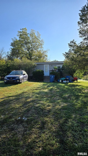 102 JOHN Street, Jonesboro, Illinois 62952, 2 Bedrooms Bedrooms, 0 ,1 BathroomBathrooms,Residential,For Sale,JOHN,0,RMAEB460145