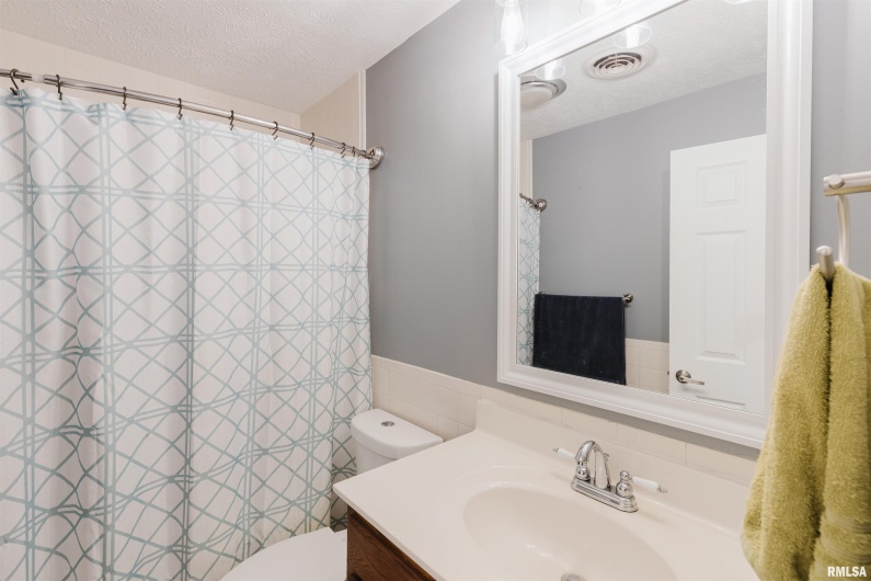 1821 27TH Street, Herrin, Illinois 62948, 4 Bedrooms Bedrooms, 0 ,2 BathroomsBathrooms,Residential,For Sale,27TH,0,RMAQC4268470
