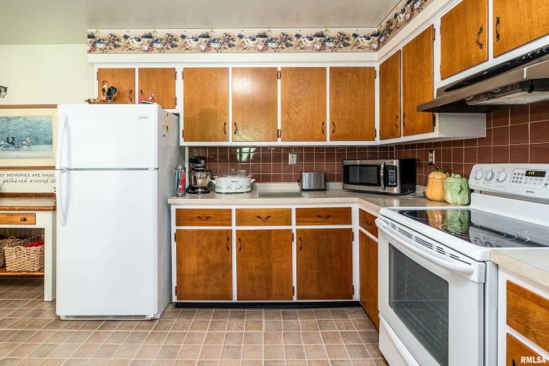 211 Raccoon Valley Road, Makanda, Illinois 62958, 3 Bedrooms Bedrooms, 0 ,1 BathroomBathrooms,Residential,For Sale,Raccoon Valley,0,RMAEB460150
