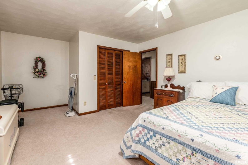 211 Raccoon Valley Road, Makanda, Illinois 62958, 3 Bedrooms Bedrooms, 0 ,1 BathroomBathrooms,Residential,For Sale,Raccoon Valley,0,RMAEB460150