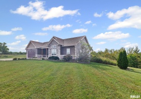 71 Ehlers Road, Campbell Hill, Illinois 62916, 5 Bedrooms Bedrooms, 0 ,3 BathroomsBathrooms,Residential,For Sale,Ehlers,0,RMAEB460120
