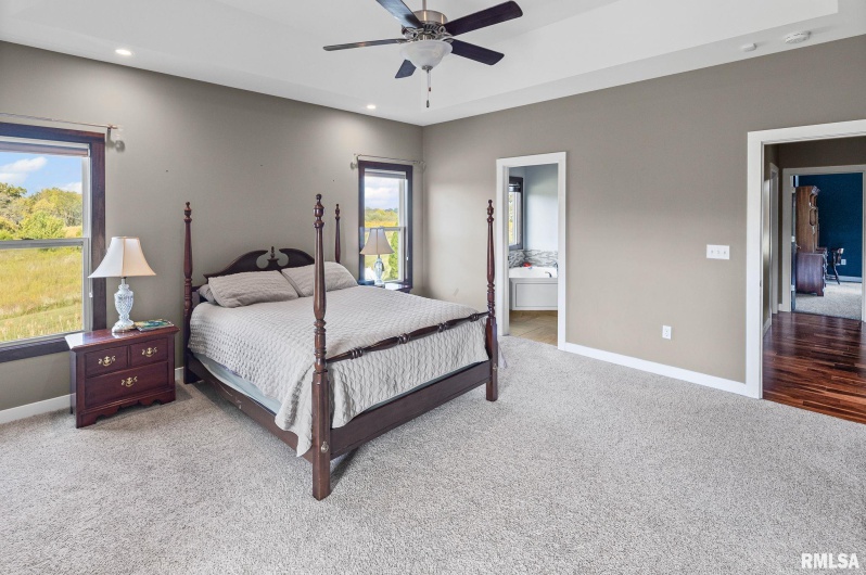 71 Ehlers Road, Campbell Hill, Illinois 62916, 5 Bedrooms Bedrooms, 0 ,3 BathroomsBathrooms,Residential,For Sale,Ehlers,0,RMAEB460120
