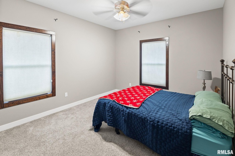 71 Ehlers Road, Campbell Hill, Illinois 62916, 5 Bedrooms Bedrooms, 0 ,3 BathroomsBathrooms,Residential,For Sale,Ehlers,0,RMAEB460120