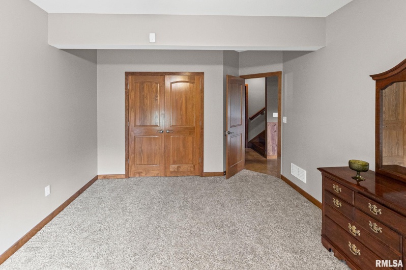 71 Ehlers Road, Campbell Hill, Illinois 62916, 5 Bedrooms Bedrooms, 0 ,3 BathroomsBathrooms,Residential,For Sale,Ehlers,0,RMAEB460120