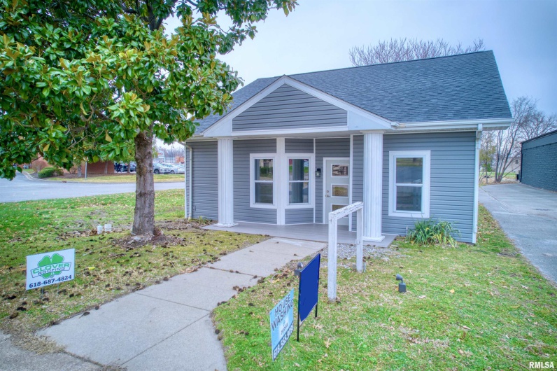 205 MARION Street, Carbondale, Illinois 62901, 0 , 0 ,0,Commercial Sale,For Sale,MARION,0,RMAEB460156