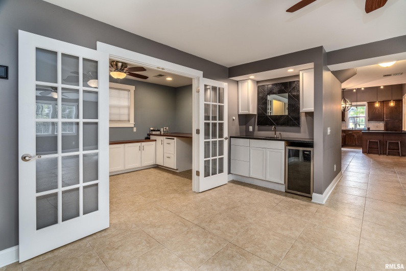 1591 Reed Station Road, Carbondale, Illinois 62901, 3 Bedrooms Bedrooms, 0 ,3 BathroomsBathrooms,Residential,For Sale,Reed Station,0,RMAEB460158