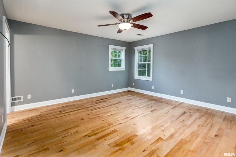 1591 Reed Station Road, Carbondale, Illinois 62901, 3 Bedrooms Bedrooms, 0 ,3 BathroomsBathrooms,Residential,For Sale,Reed Station,0,RMAEB460158