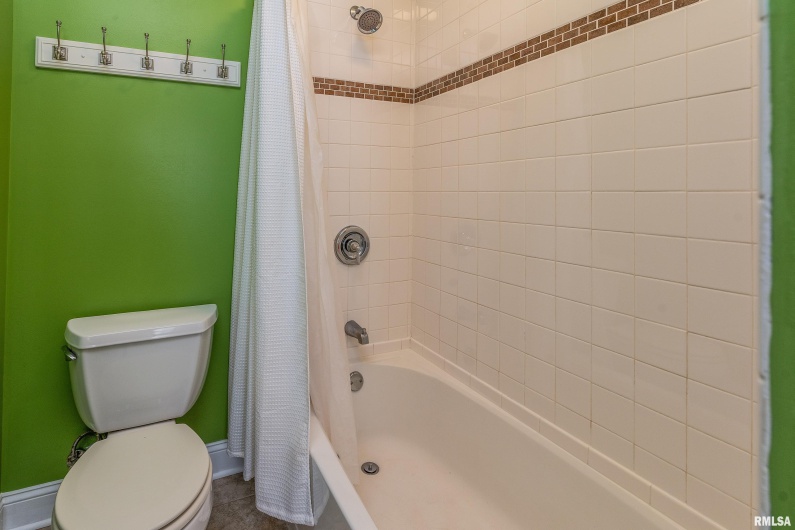 1591 Reed Station Road, Carbondale, Illinois 62901, 3 Bedrooms Bedrooms, 0 ,3 BathroomsBathrooms,Residential,For Sale,Reed Station,0,RMAEB460158
