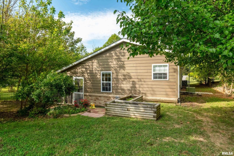 1591 Reed Station Road, Carbondale, Illinois 62901, 3 Bedrooms Bedrooms, 0 ,3 BathroomsBathrooms,Residential,For Sale,Reed Station,0,RMAEB460158