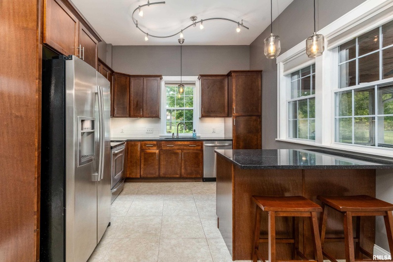 1591 Reed Station Road, Carbondale, Illinois 62901, 3 Bedrooms Bedrooms, 0 ,3 BathroomsBathrooms,Residential,For Sale,Reed Station,0,RMAEB460158