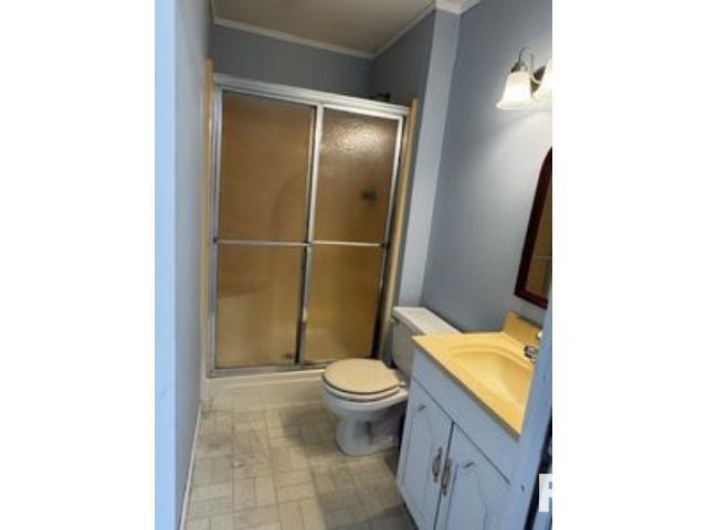 103 PARK Street, Harrisburg, Illinois 62946, 2 Bedrooms Bedrooms, 0 ,3 BathroomsBathrooms,Residential,For Sale,PARK,0,RMAPA1261682