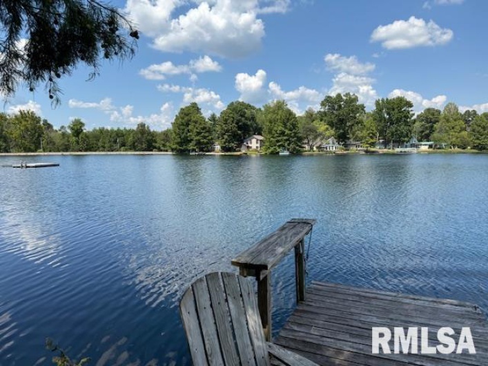 84 New Thompson Lake Road, Carbondale, Illinois 62901, 2 Bedrooms Bedrooms, 0 ,2 BathroomsBathrooms,Residential,For Sale,New Thompson Lake,0,RMAEB460161