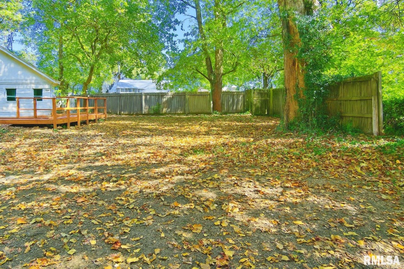 812 MADISON Street, Herrin, Illinois 62948, 3 Bedrooms Bedrooms, 0 ,2 BathroomsBathrooms,Residential,For Sale,MADISON,0,RMAQC4267841