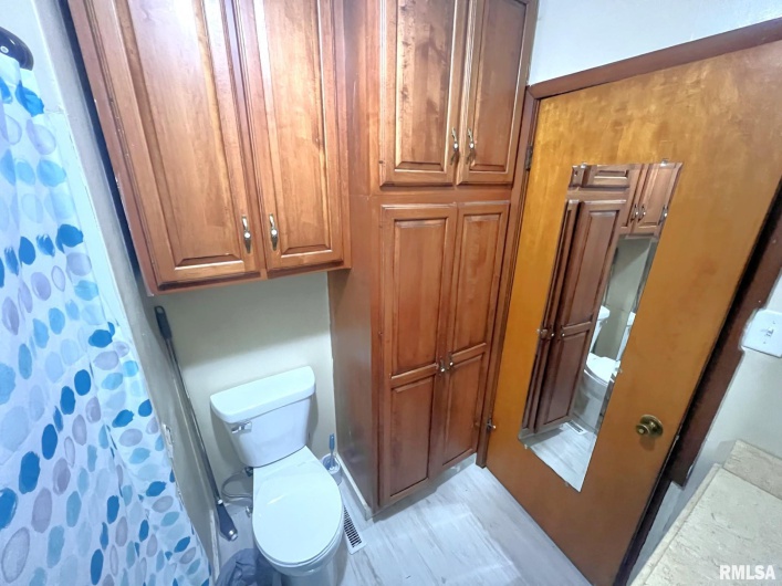 12563 Saraville Road, Marion, Illinois 62959, 2 Bedrooms Bedrooms, 0 ,1 BathroomBathrooms,Residential,For Sale,Saraville,0,RMAQC4268516