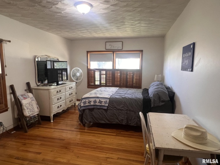 12563 Saraville Road, Marion, Illinois 62959, 2 Bedrooms Bedrooms, 0 ,1 BathroomBathrooms,Residential,For Sale,Saraville,0,RMAQC4268516