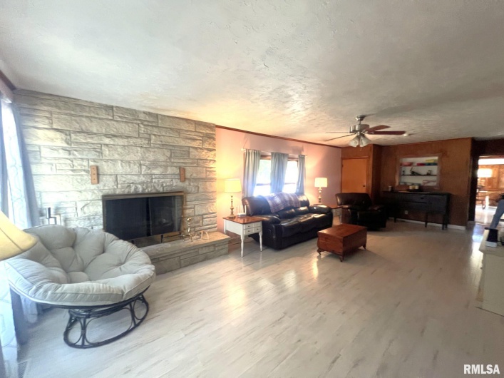 12563 Saraville Road, Marion, Illinois 62959, 2 Bedrooms Bedrooms, 0 ,1 BathroomBathrooms,Residential,For Sale,Saraville,0,RMAQC4268516