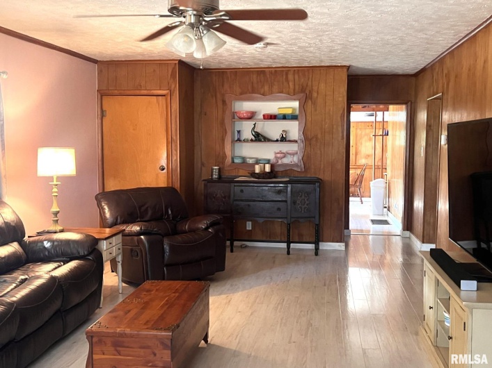 12563 Saraville Road, Marion, Illinois 62959, 2 Bedrooms Bedrooms, 0 ,1 BathroomBathrooms,Residential,For Sale,Saraville,0,RMAQC4268516