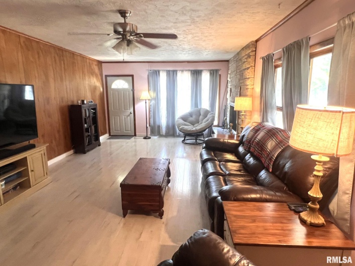 12563 Saraville Road, Marion, Illinois 62959, 2 Bedrooms Bedrooms, 0 ,1 BathroomBathrooms,Residential,For Sale,Saraville,0,RMAQC4268516