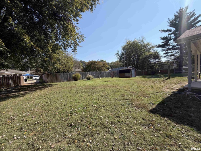 50 Jon Street, Metropolis, Illinois 62960, 3 Bedrooms Bedrooms, 0 ,2 BathroomsBathrooms,Residential,For Sale,Jon,0,RMAEB460167