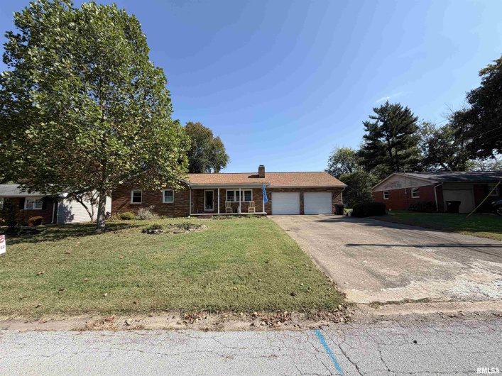 50 Jon Street, Metropolis, Illinois 62960, 3 Bedrooms Bedrooms, 0 ,2 BathroomsBathrooms,Residential,For Sale,Jon,0,RMAEB460167