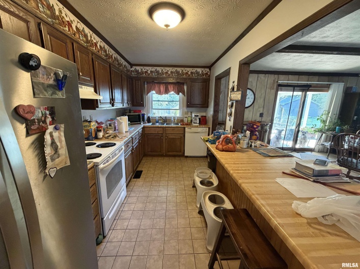 50 Jon Street, Metropolis, Illinois 62960, 3 Bedrooms Bedrooms, 0 ,2 BathroomsBathrooms,Residential,For Sale,Jon,0,RMAEB460167