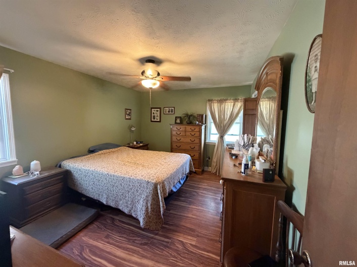 50 Jon Street, Metropolis, Illinois 62960, 3 Bedrooms Bedrooms, 0 ,2 BathroomsBathrooms,Residential,For Sale,Jon,0,RMAEB460167