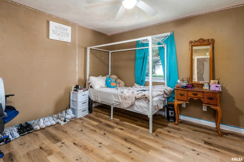506 Insignia Drive, Herrin, Illinois 62948, 4 Bedrooms Bedrooms, 0 ,3 BathroomsBathrooms,Residential,For Sale,Insignia,0,RMAQC4268522