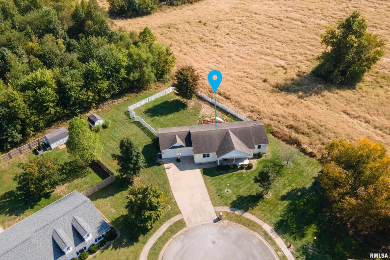 506 Insignia Drive, Herrin, Illinois 62948, 4 Bedrooms Bedrooms, 0 ,3 BathroomsBathrooms,Residential,For Sale,Insignia,0,RMAQC4268522
