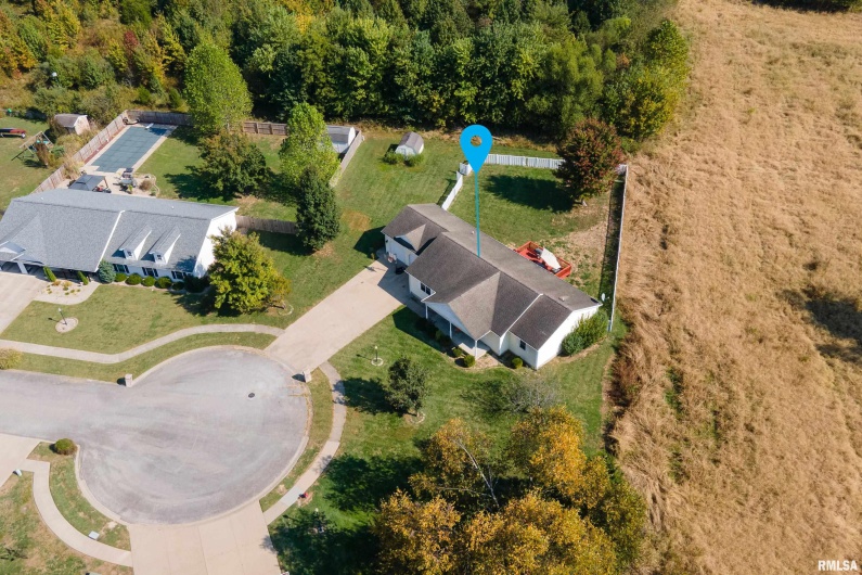 506 Insignia Drive, Herrin, Illinois 62948, 4 Bedrooms Bedrooms, 0 ,3 BathroomsBathrooms,Residential,For Sale,Insignia,0,RMAQC4268522